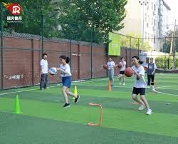 唉！真奇怪，三大顶薪合砍12分，比32岁老将得分少，怪得不4战3负