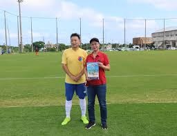 游族扭亏为盈，昆仑万维投出美股上市公司，多家公司发布三季报