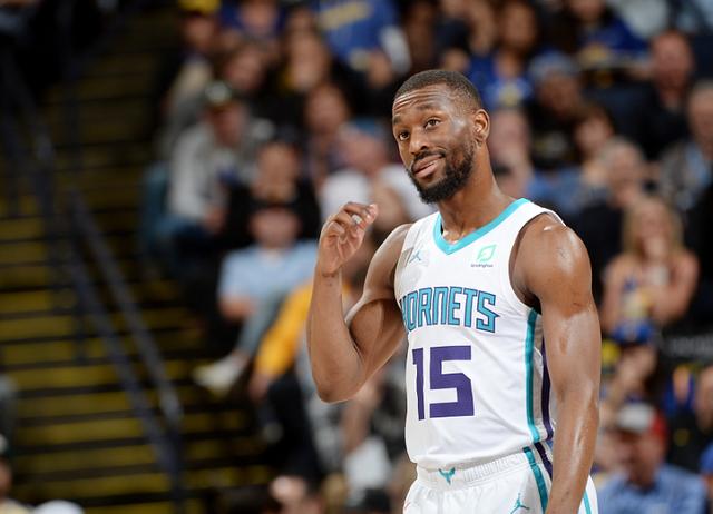 舞台上轮流 舞台上轮流